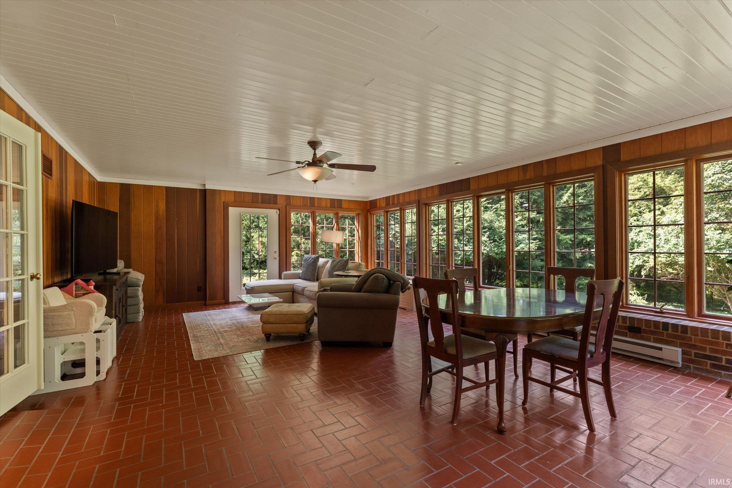 1441 Garland Circle South Bend IN 46614