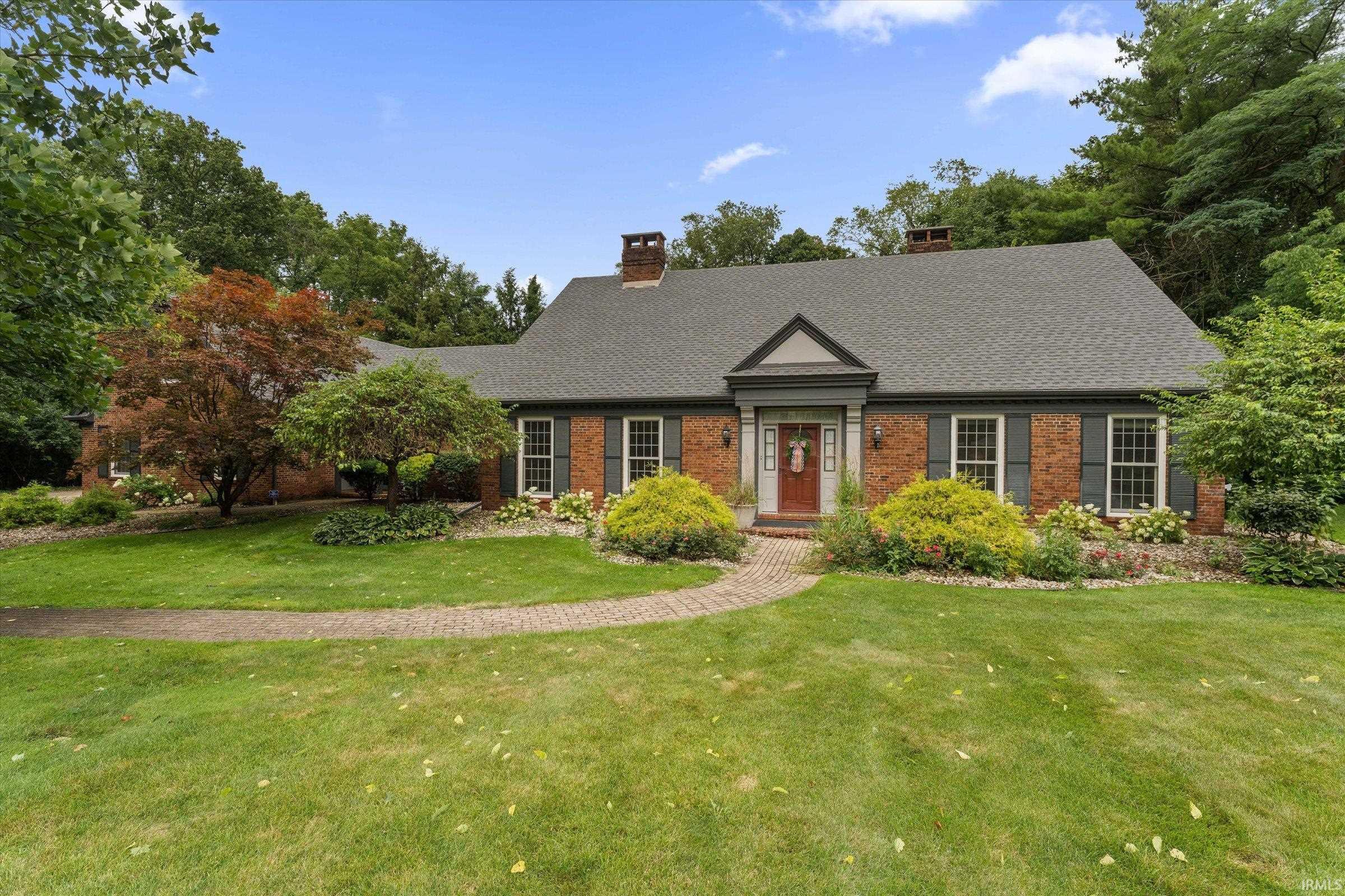 1441 Garland Circle South Bend IN 46614