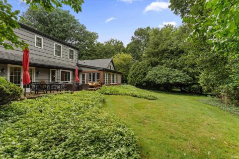 1441 Garland Circle South Bend IN 46614