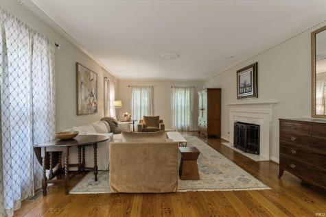 1441 Garland Circle South Bend IN 46614