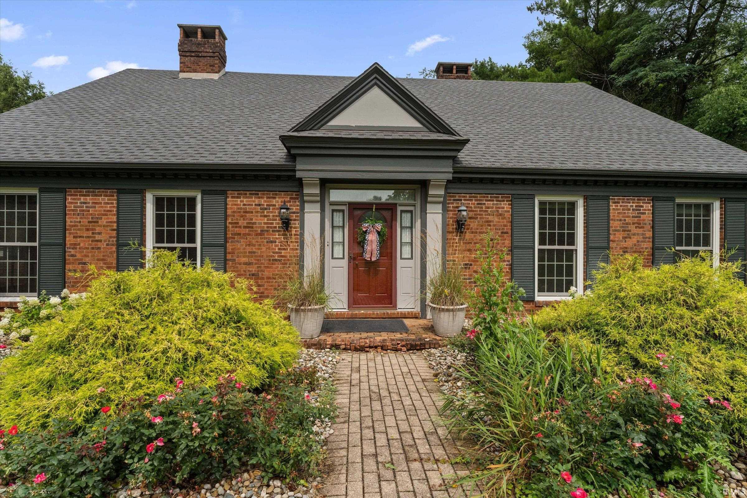 1441 Garland Circle South Bend IN 46614