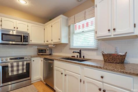 3320 S Rolling Oak Drive Bloomington IN 47401