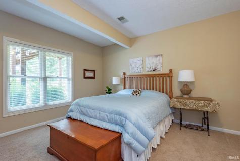 3320 S Rolling Oak Drive Bloomington IN 47401