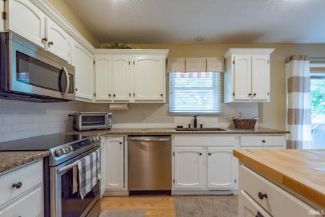 3320 S Rolling Oak Drive Bloomington IN 47401