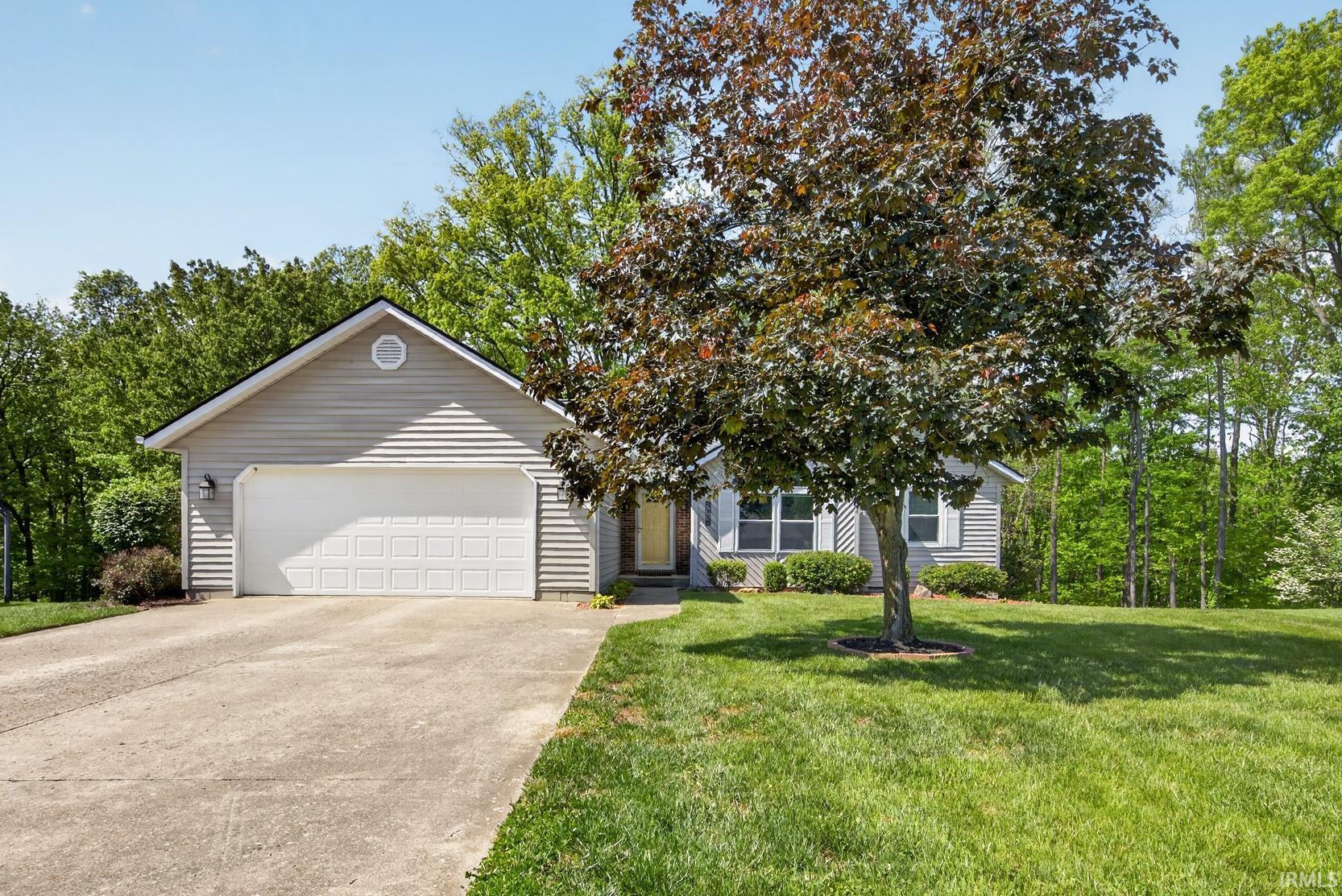 5118 N Echo Bend Bloomington IN 47404