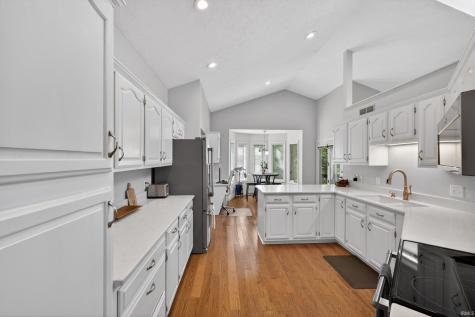 5118 N Echo Bend Bloomington IN 47404