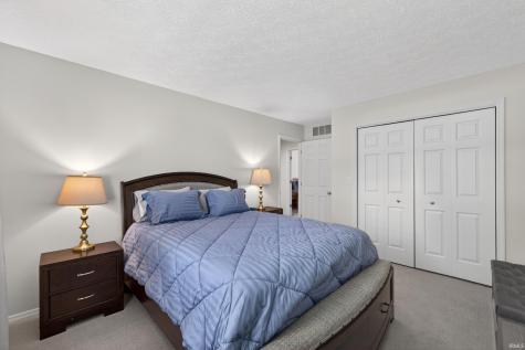 5118 N Echo Bend Bloomington IN 47404
