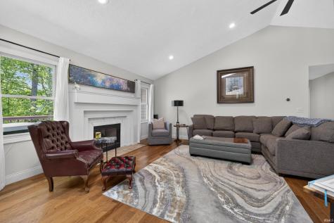 5118 N Echo Bend Bloomington IN 47404