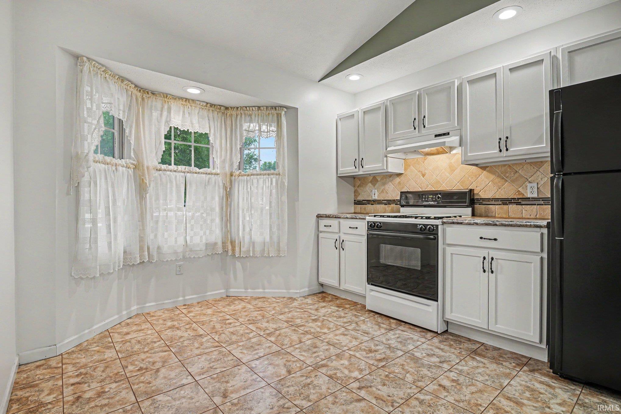 27425 Bison Ridge Elkhart IN 46514