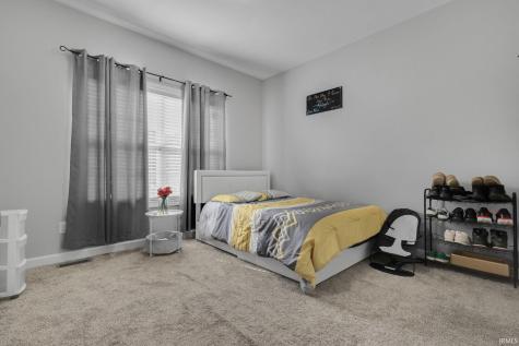 5919 Boxwood Dr E South Bend IN 46614