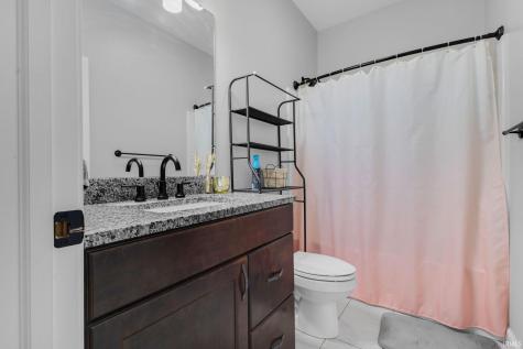 5919 Boxwood Dr E South Bend IN 46614
