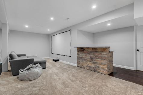 5919 Boxwood Dr E South Bend IN 46614