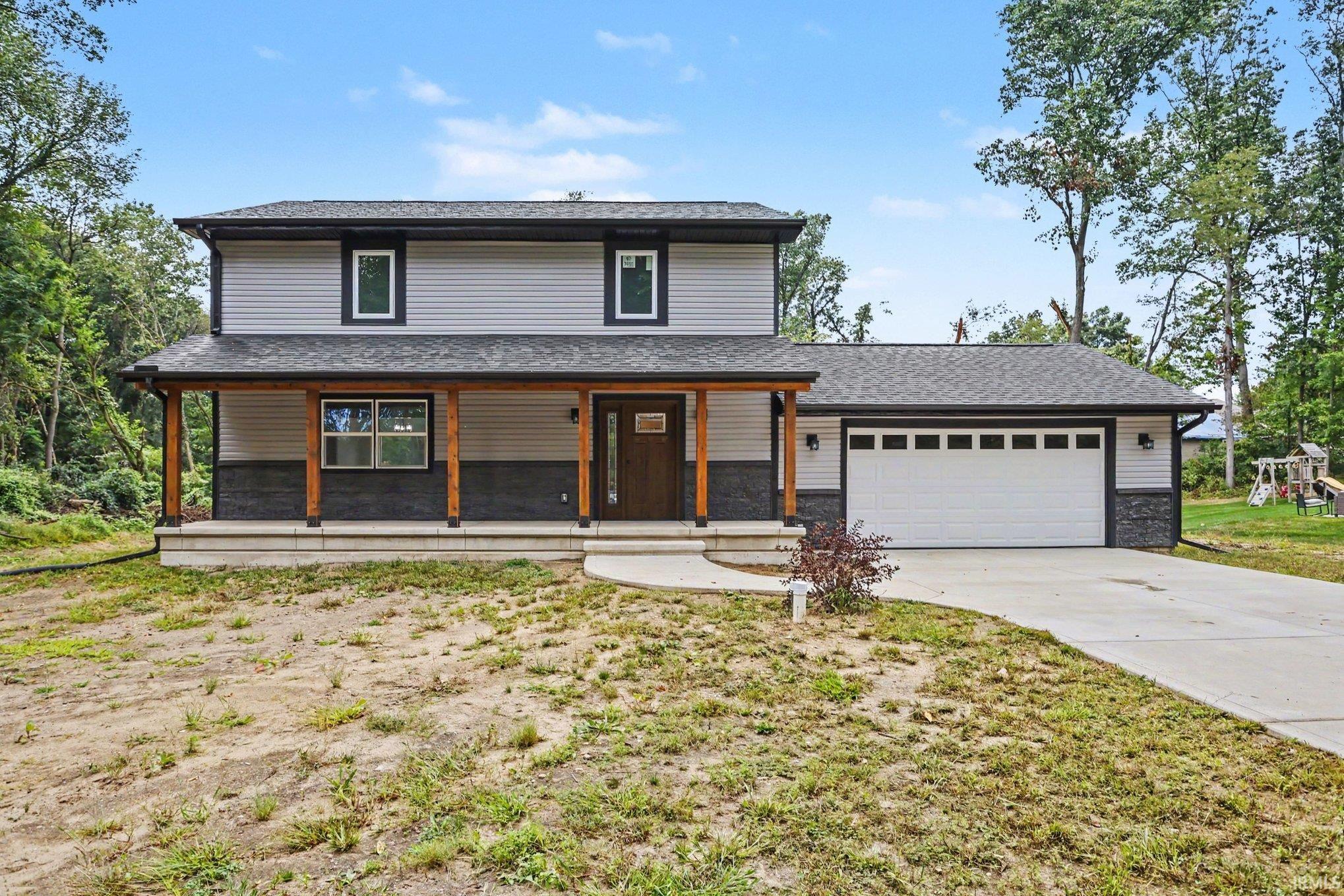 51249 Courtyard Lane Elkhart IN 46514
