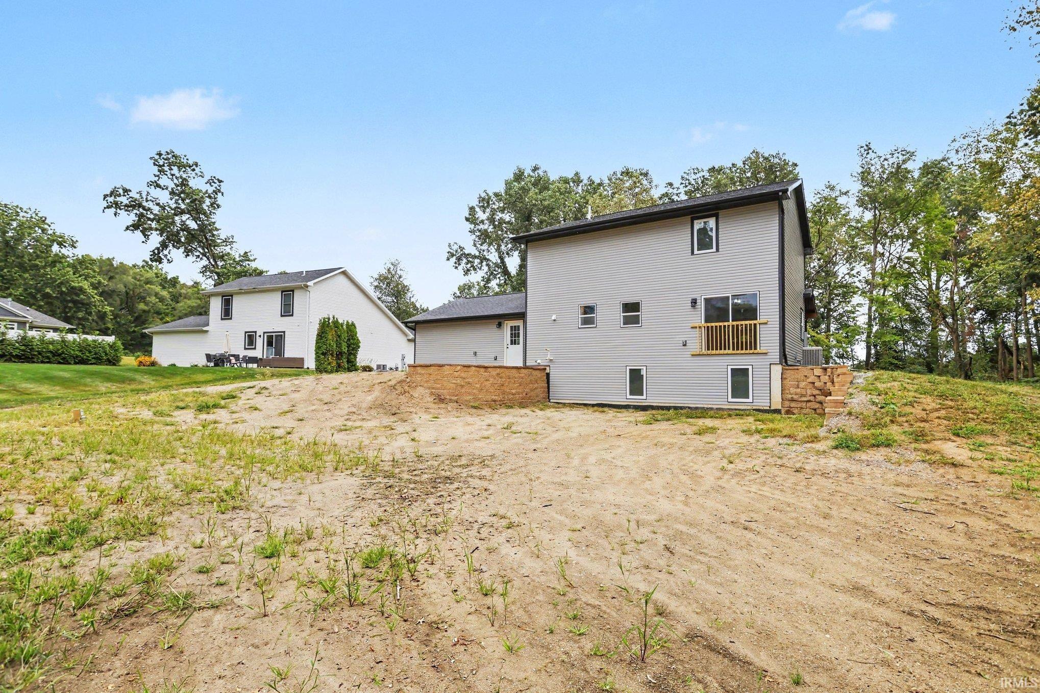 51249 Courtyard Lane Elkhart IN 46514