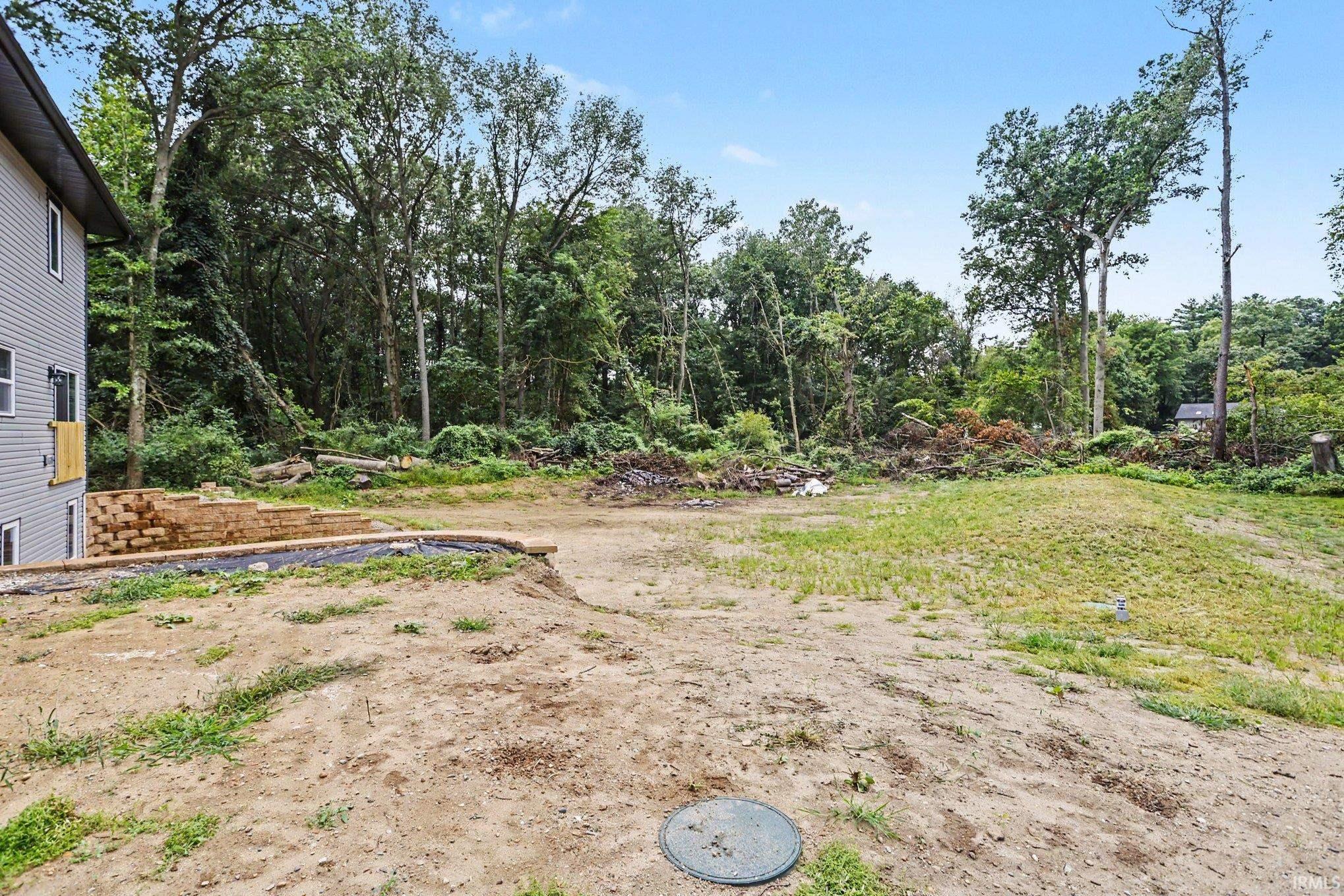 51249 Courtyard Lane Elkhart IN 46514