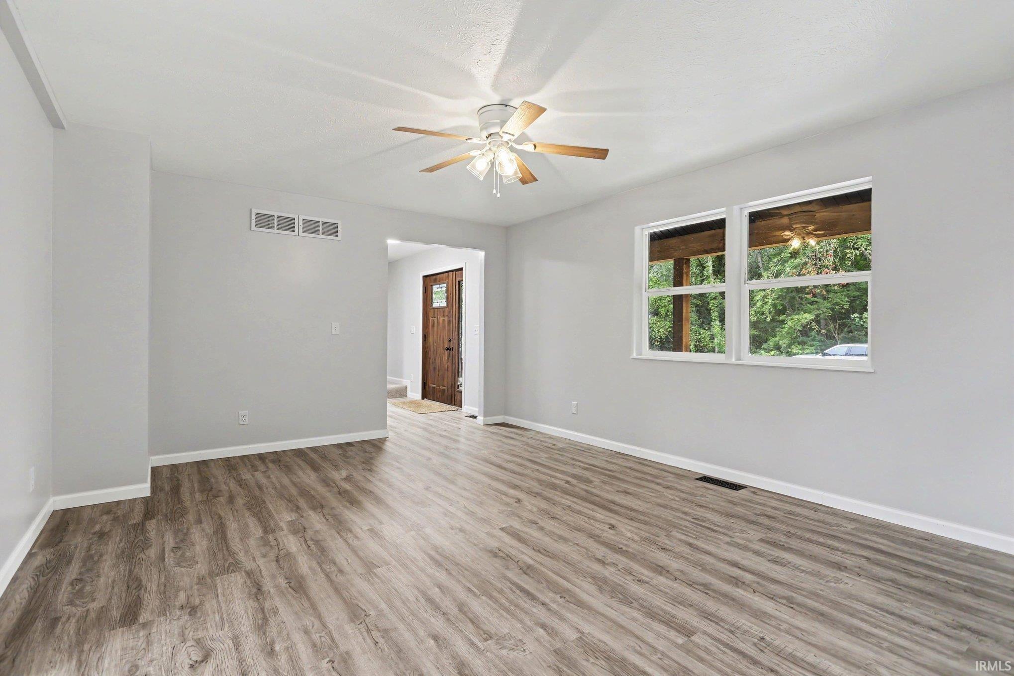 51249 Courtyard Lane Elkhart IN 46514