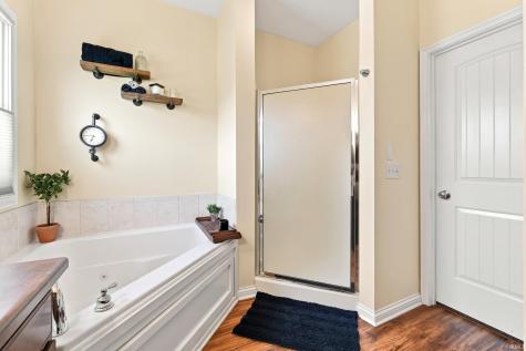 1628 Rock Dove Road Fort Wayne IN 46814