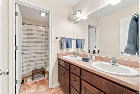 1628 Rock Dove Road Fort Wayne IN 46814