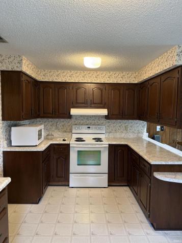 10457 S Wayne Road Warren IN 46792