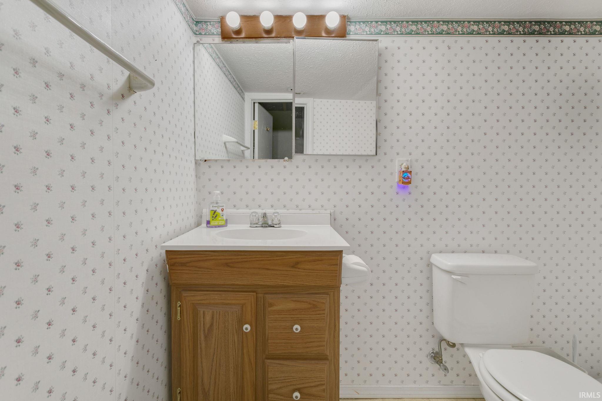 215 E Borley Avenue Mishawaka IN 46545