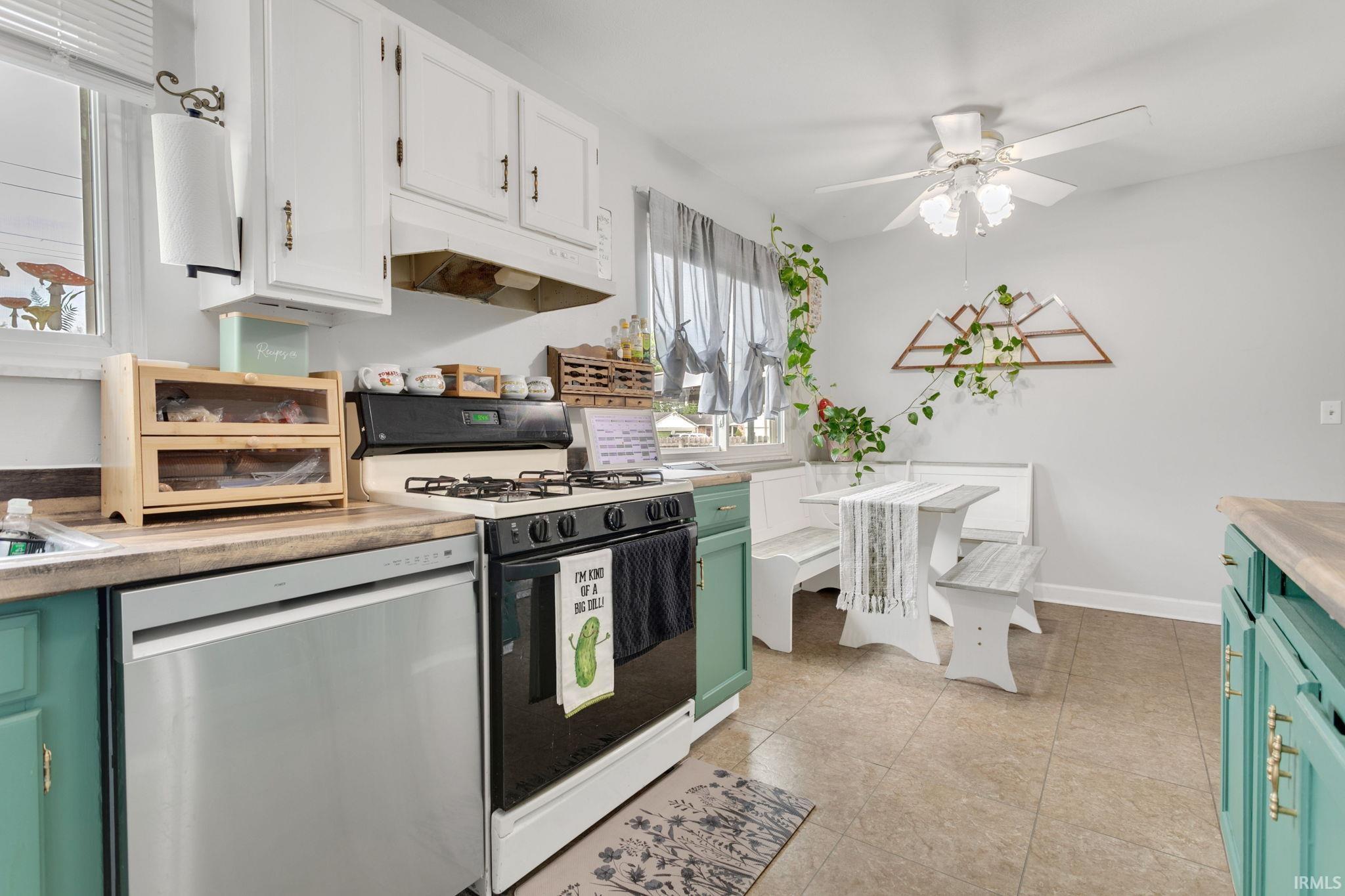 215 E Borley Avenue Mishawaka IN 46545