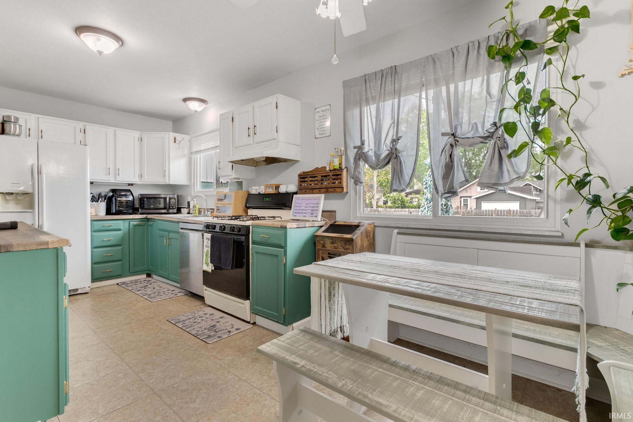 215 E Borley Avenue Mishawaka IN 46545