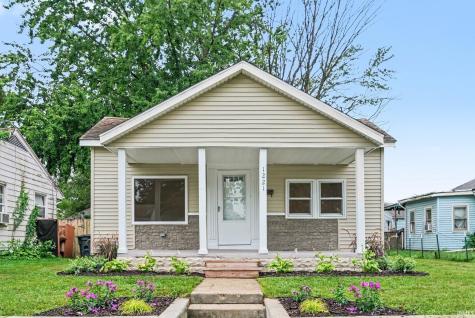 1221 S 32nd Street South Bend IN 46615