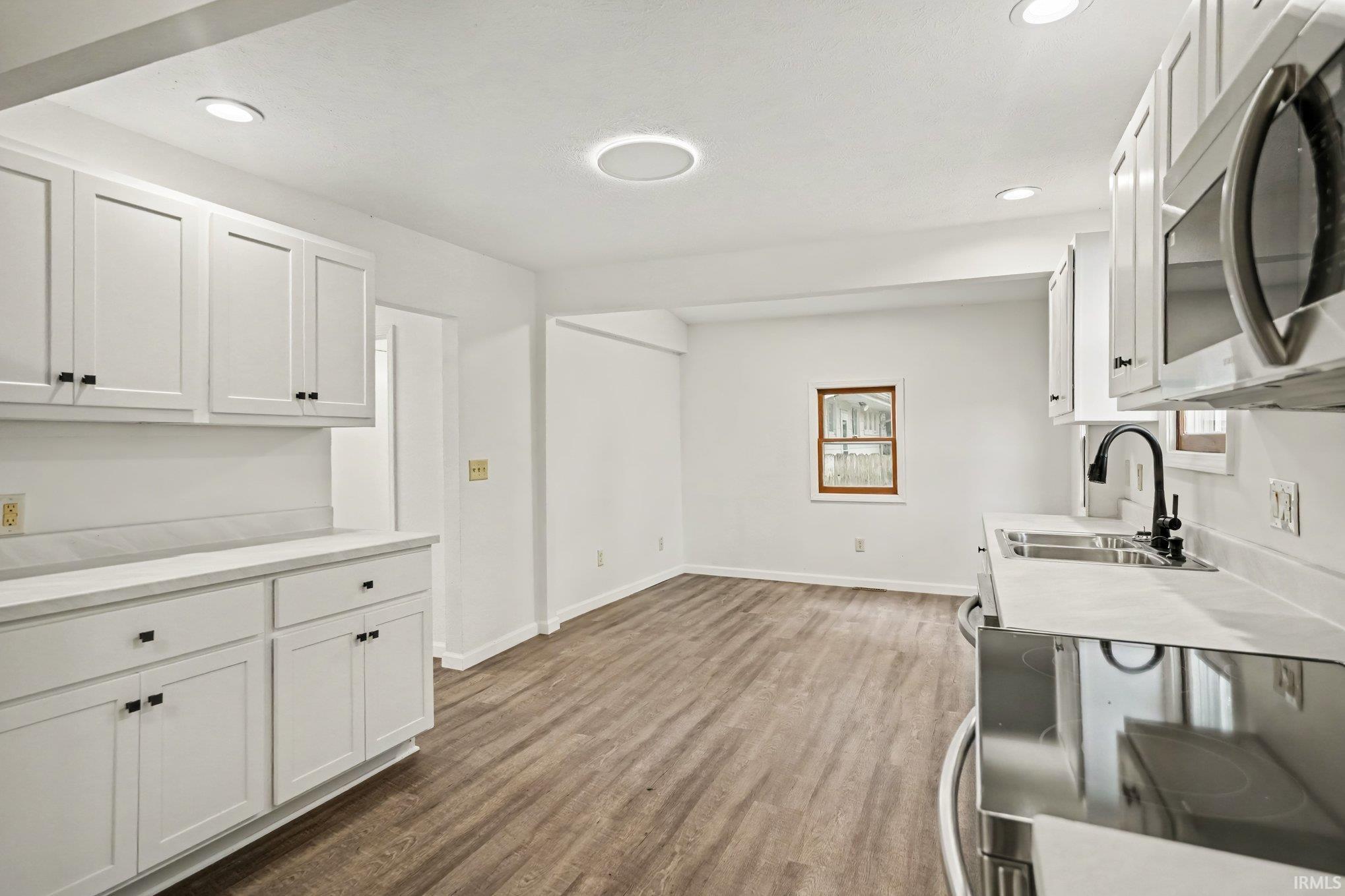 1221 S 32 Street South Bend IN 46615