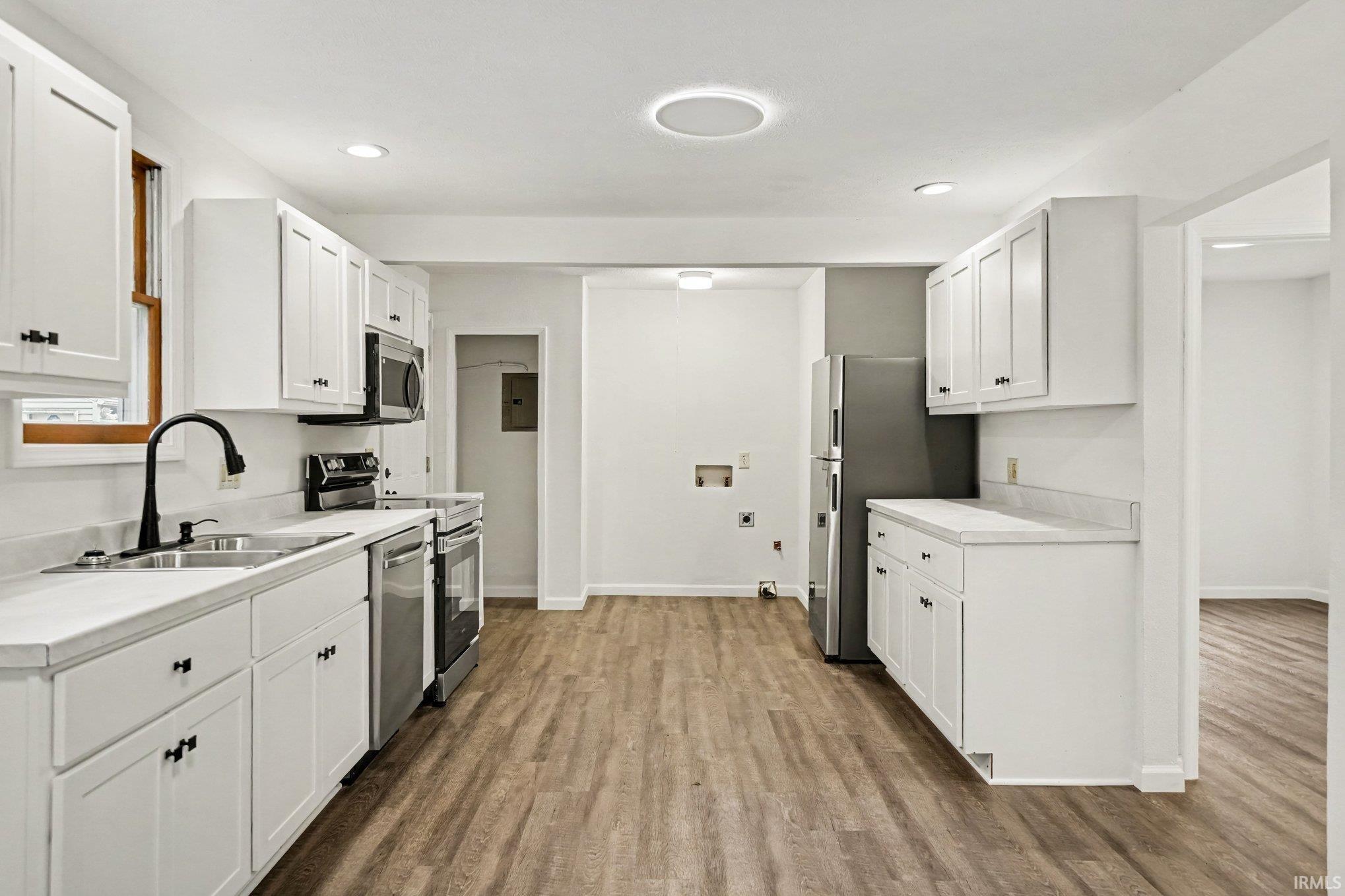 1221 S 32 Street South Bend IN 46615