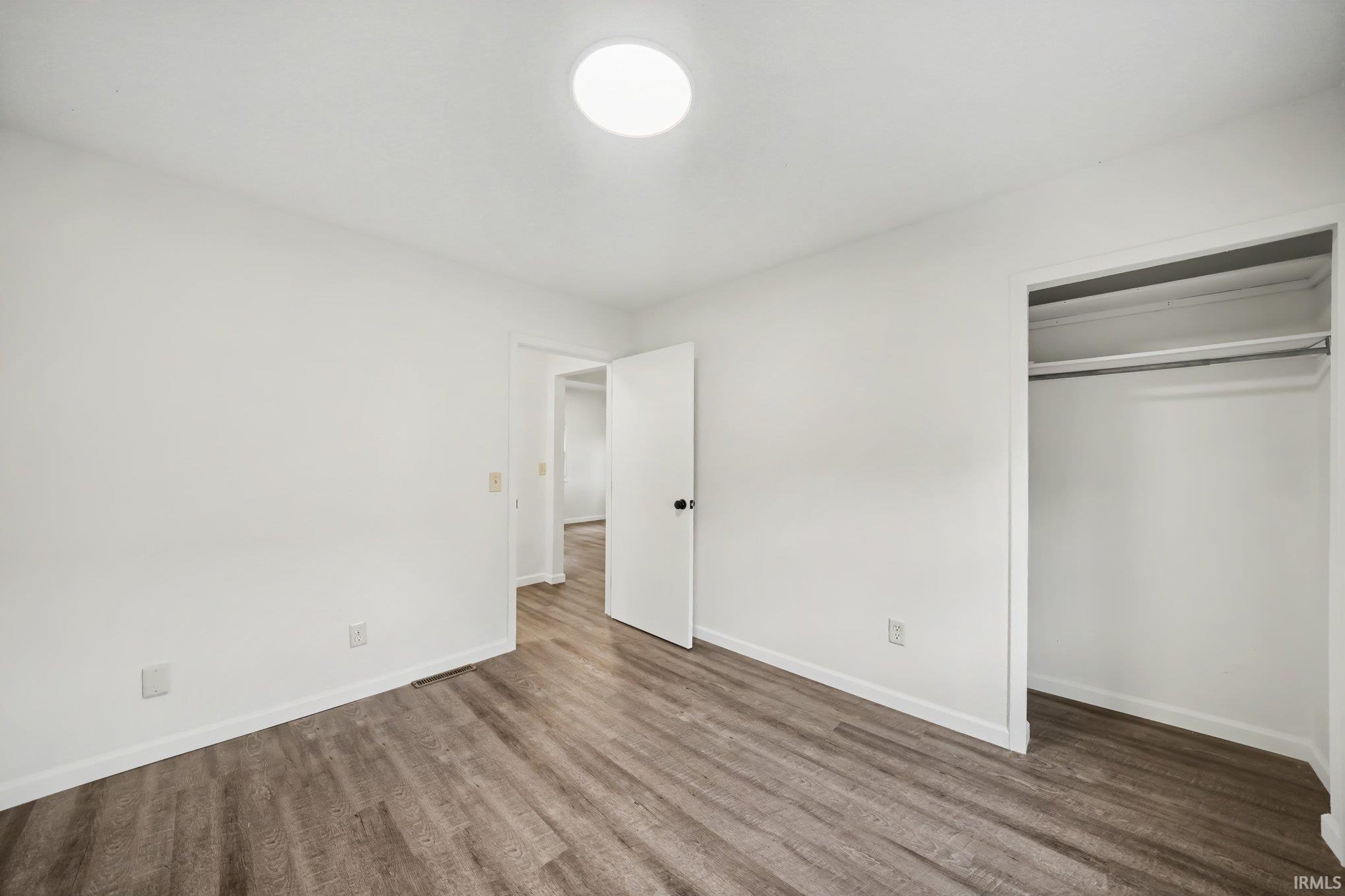 1221 S 32 Street South Bend IN 46615