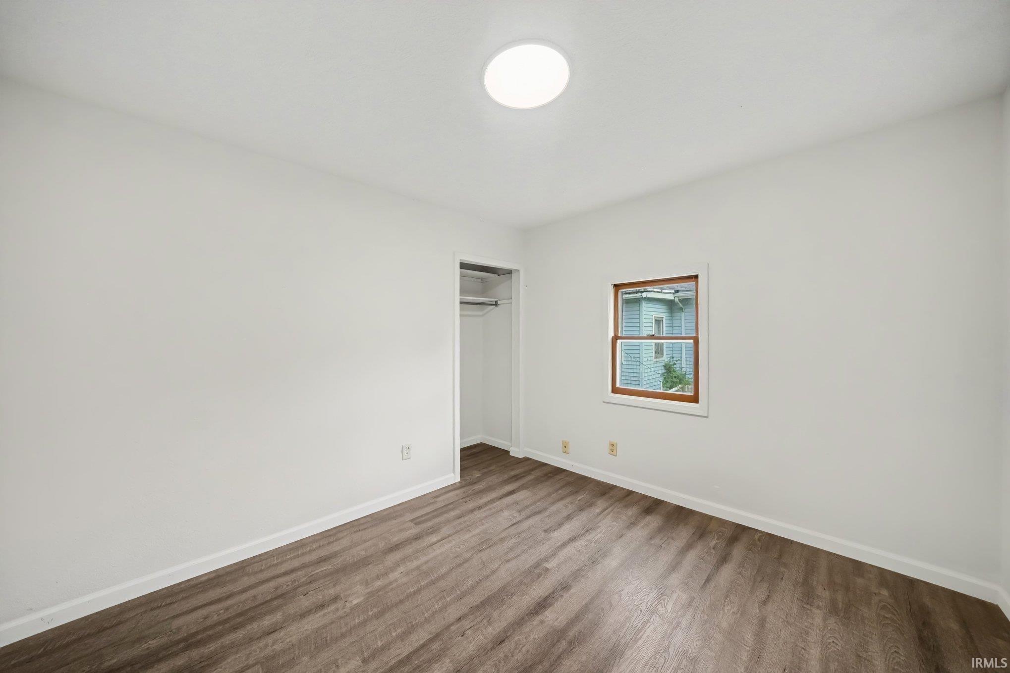 1221 S 32 Street South Bend IN 46615