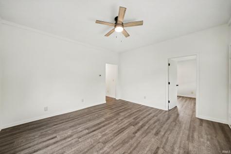 1221 S 32nd Street South Bend IN 46615