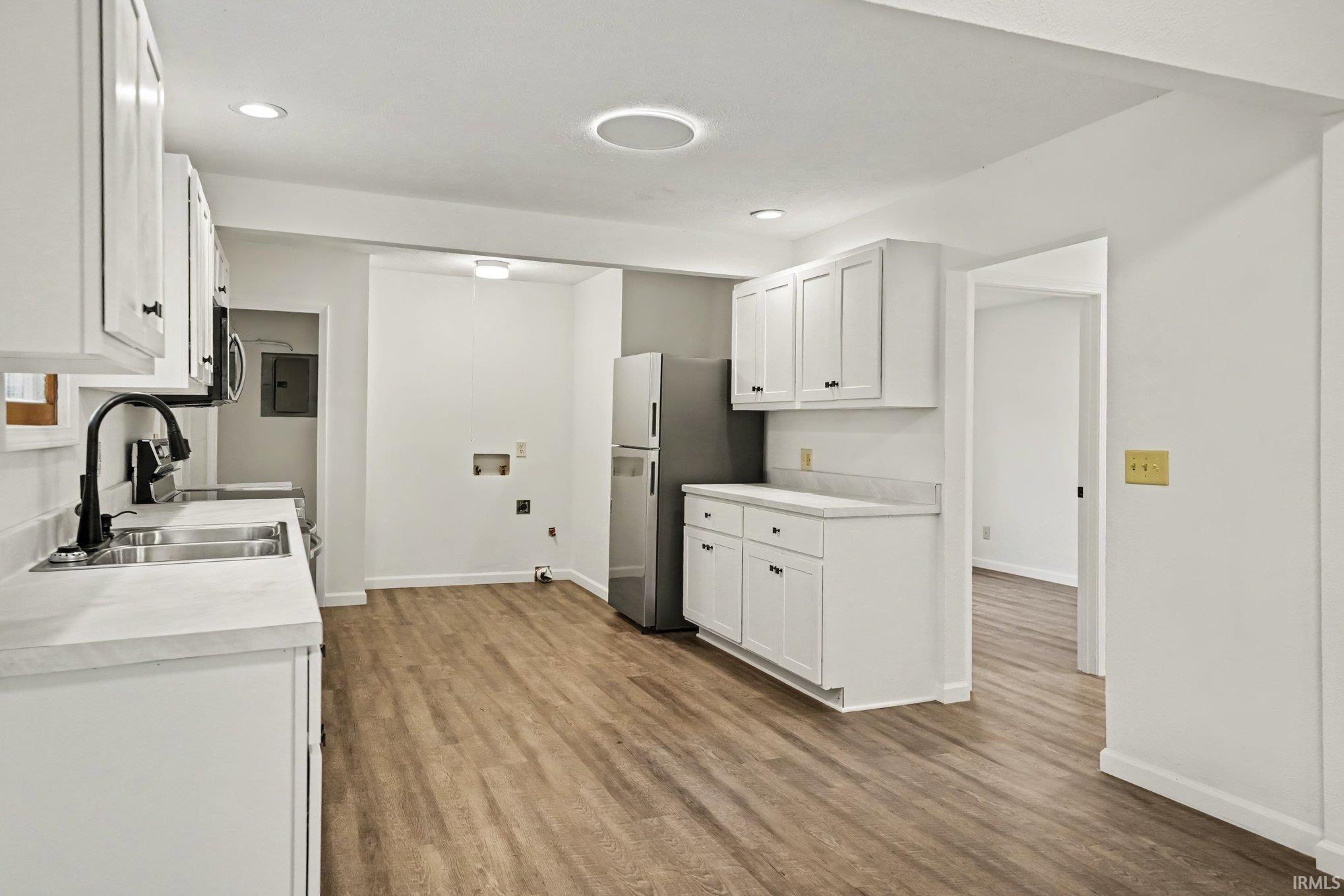 1221 S 32 Street South Bend IN 46615
