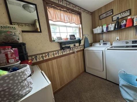 1890 Oak Street Linton IN 47441