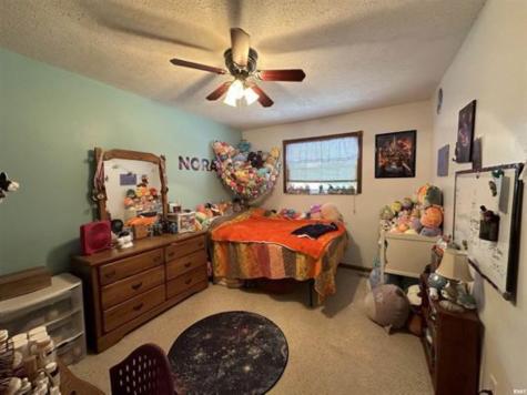 1890 Oak Street Linton IN 47441