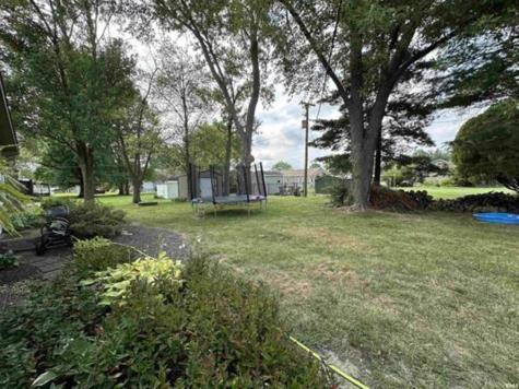 1890 Oak Street Linton IN 47441