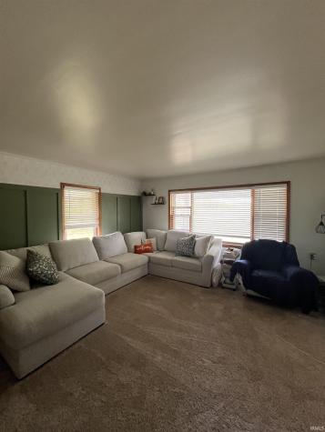 512 E Kendall Street Lafontaine IN 46940