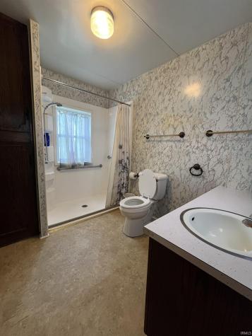 512 E Kendall Street Lafontaine IN 46940