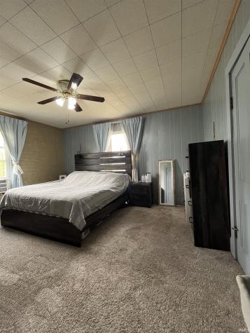 512 E Kendall Street Lafontaine IN 46940