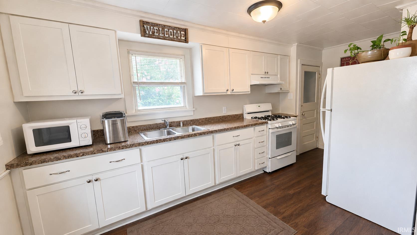 8047 Tecumseh Road Walkerton IN 46574
