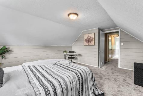 5704 S Calhoun Street Fort Wayne IN 46807
