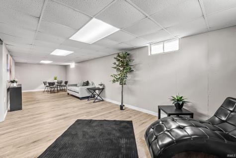 5704 S Calhoun Street Fort Wayne IN 46807