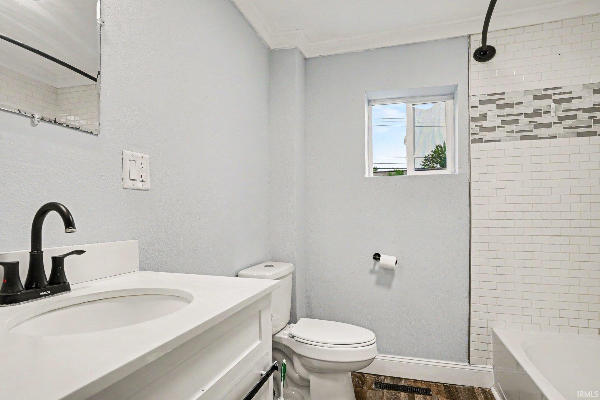 401 W 6th Street Mishawaka IN 46544
