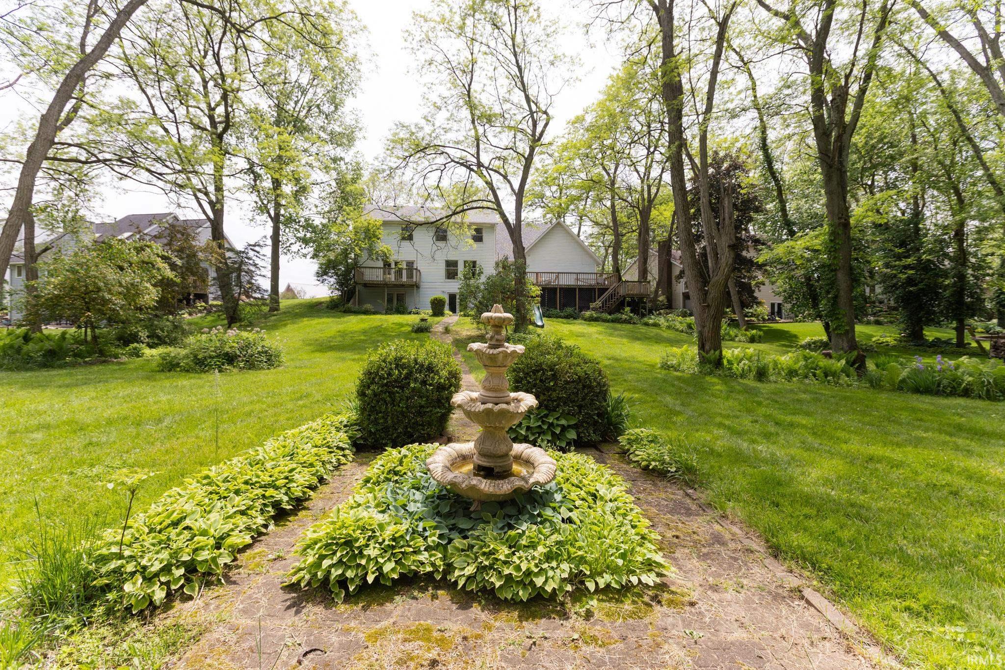58688 Fawn River Court Elkhart IN 46516