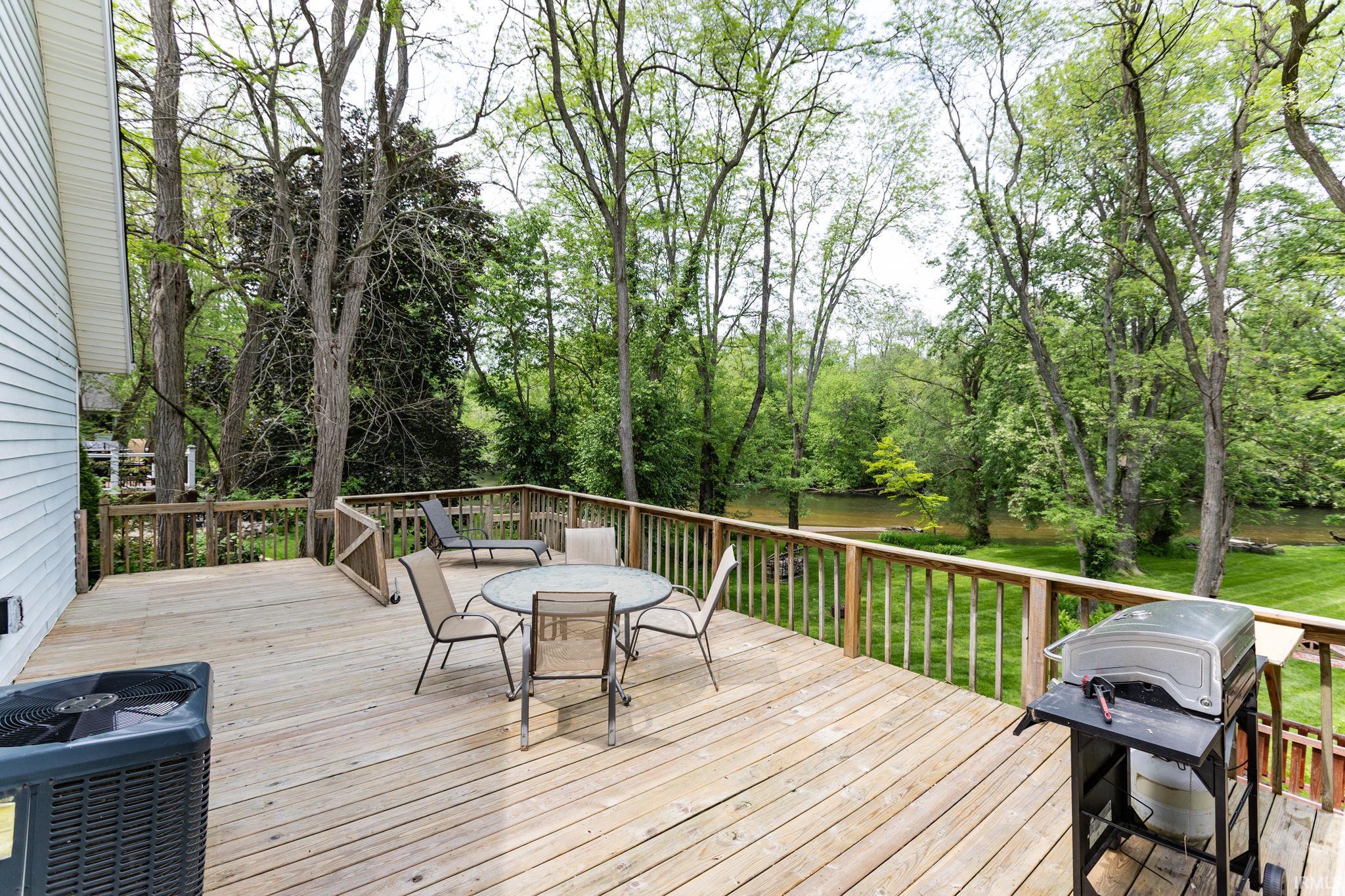 58688 Fawn River Court Elkhart IN 46516