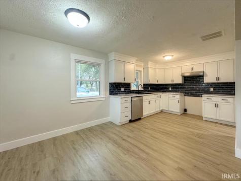 285 S 1100 East Greentown IN 46936