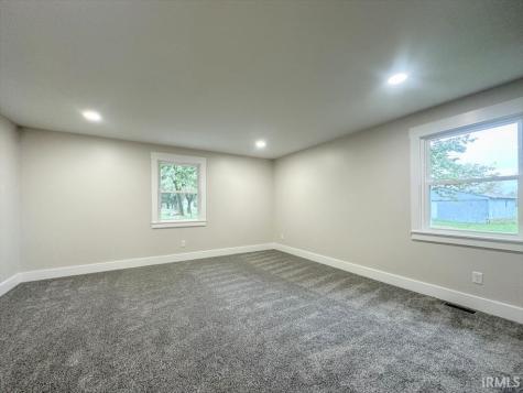 285 S 1100 East Greentown IN 46936
