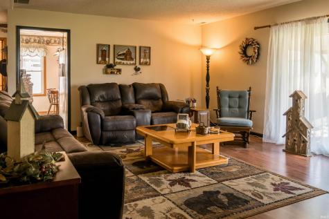 213 Granada Drive Kendallville IN 46755
