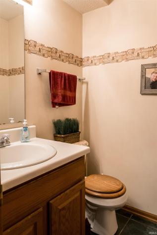 213 Granada Drive Kendallville IN 46755