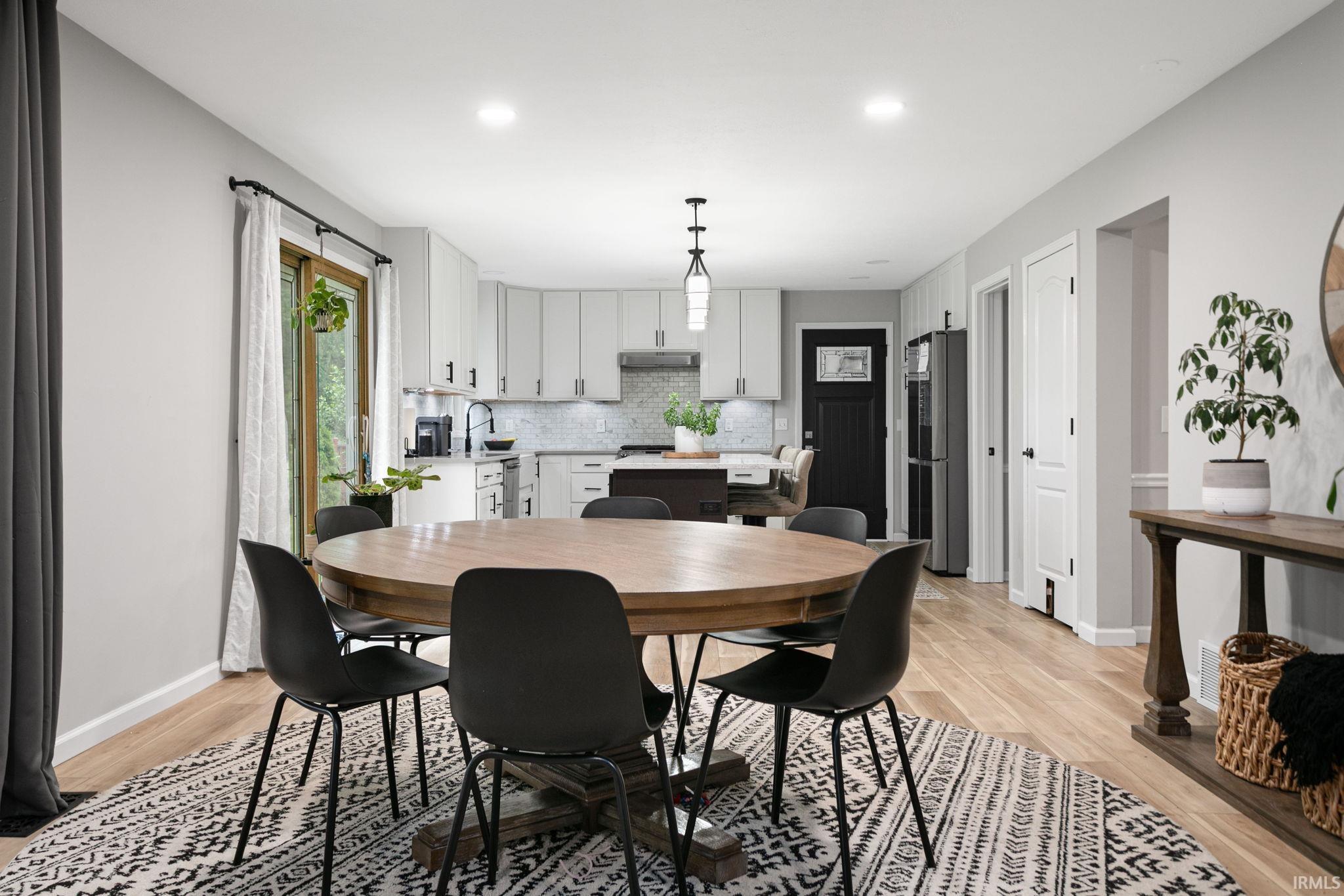 14347 Old Pine Lane Mishawaka IN 46545